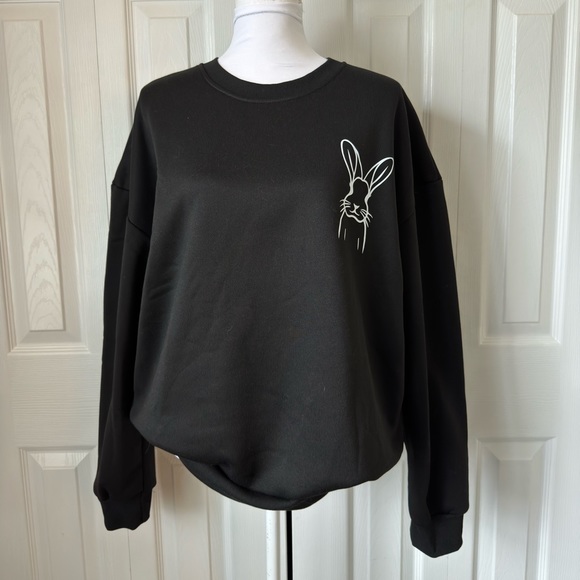 Rabbit Print Sweatshirt, Crew Neck Casual Sweatshirt size large - Picture 3 of 3